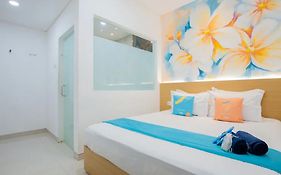 Sans Hotel Box Mansion Surabaya